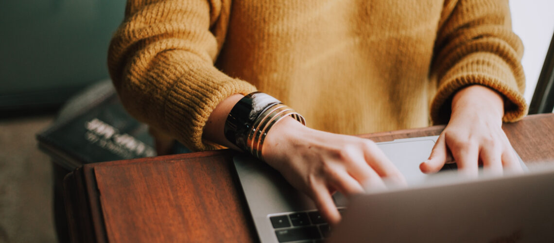 Compte rendu de réunion : pourquoi opter pour l'externalisation de la rédaction de ce document essentiel ?